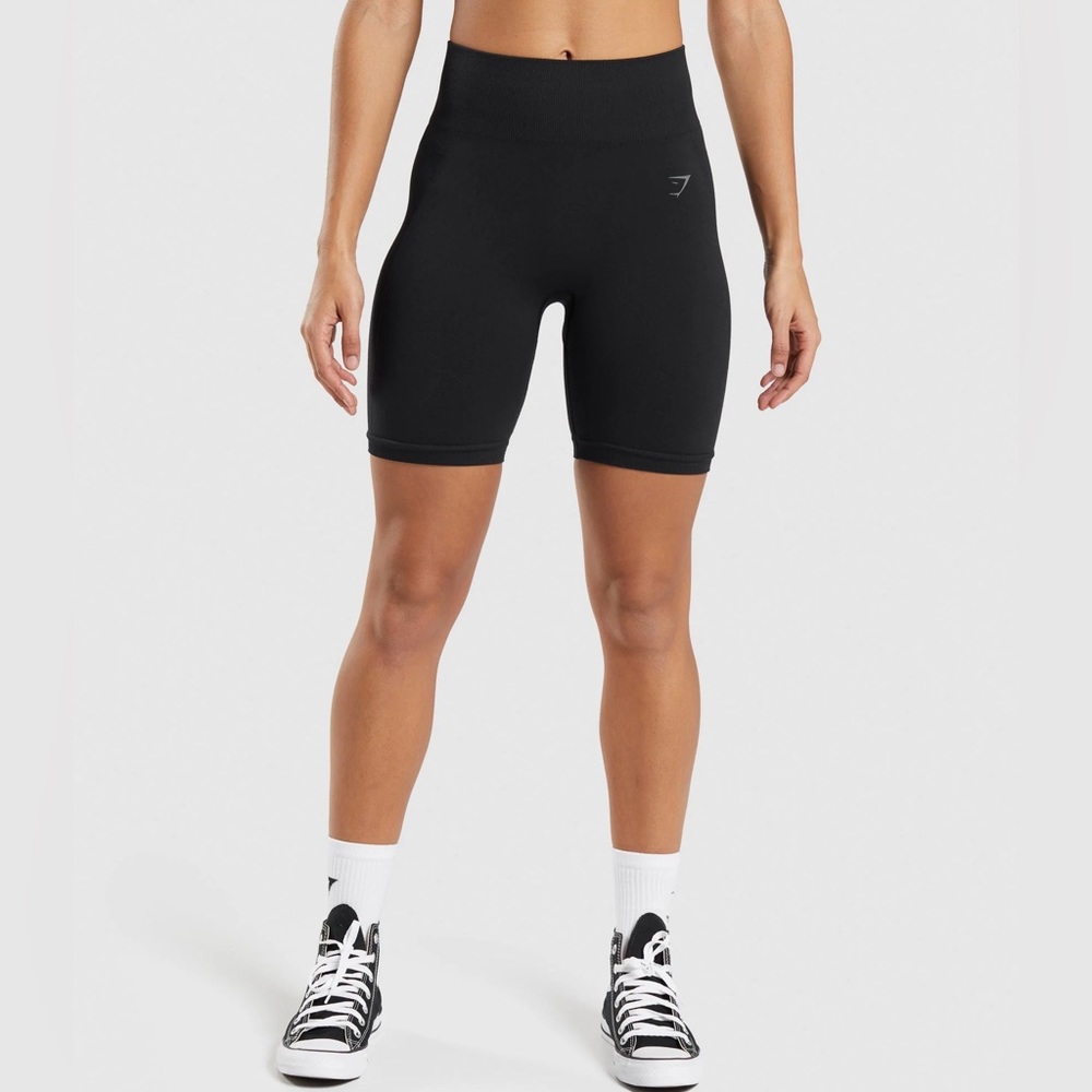 Gymshark Flex cycling shorts- free shipping!